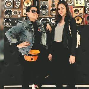 Meet your Posher, Eyn